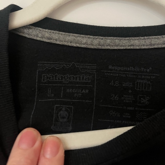 Patagonia Men's P-6 Logo Responsibili-Tee Short Sleeve T-Shirt - Picture 3 of 3